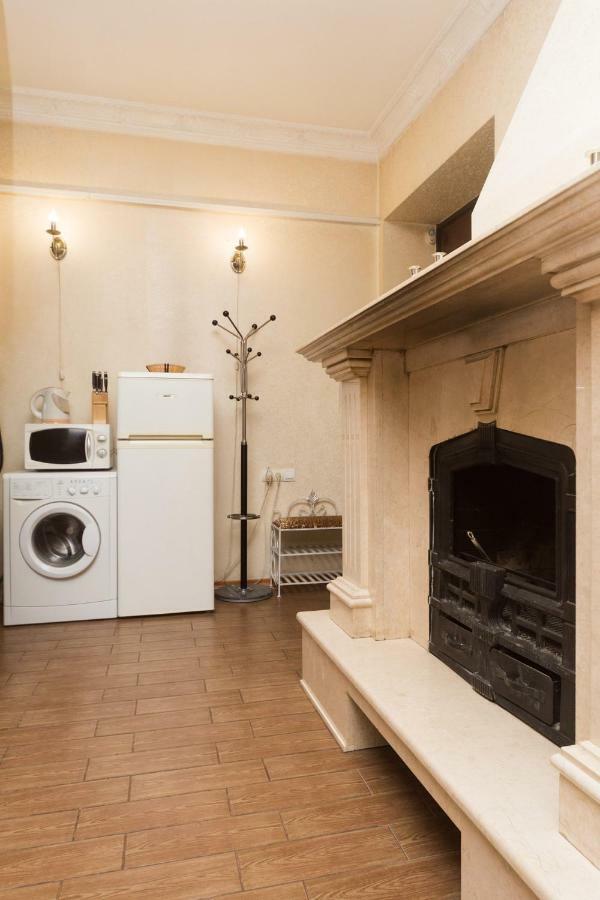 Ferienwohnung Goodrest On Ekaterininskaya Odessa Exterior foto